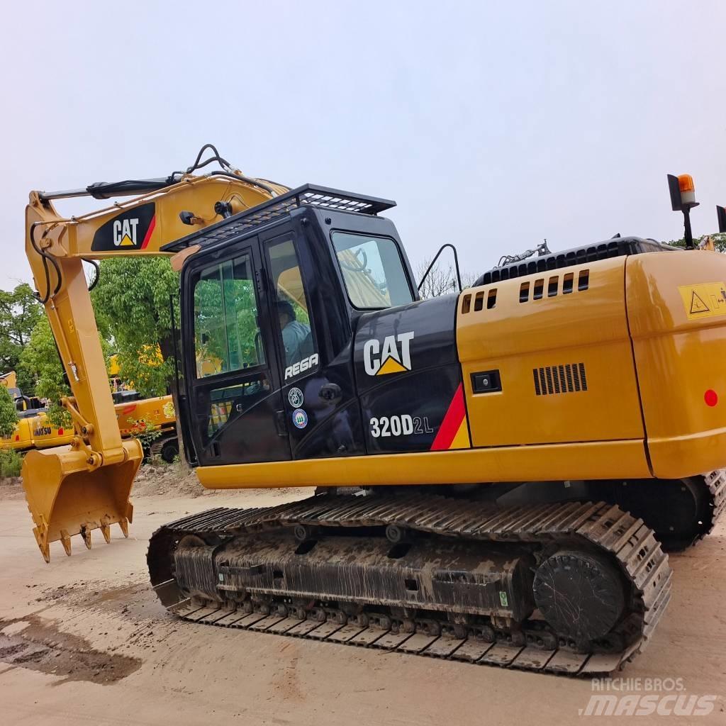 CAT 320 D2L Верижен екскаватор