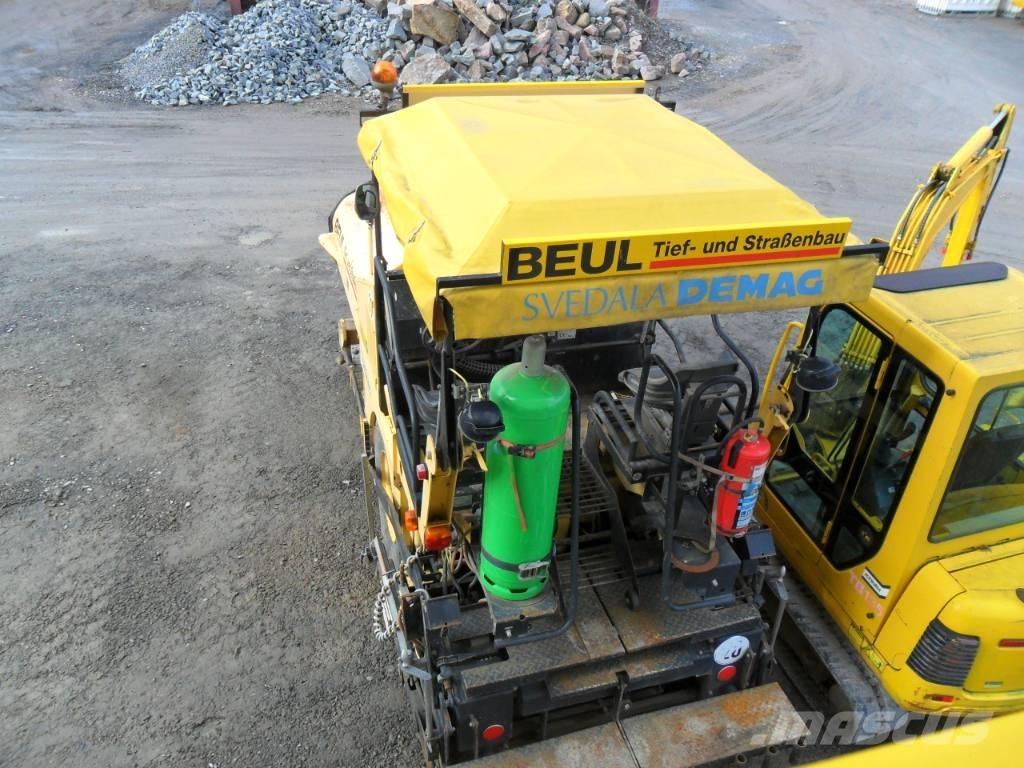Demag DF 65 P Машини за асфалт