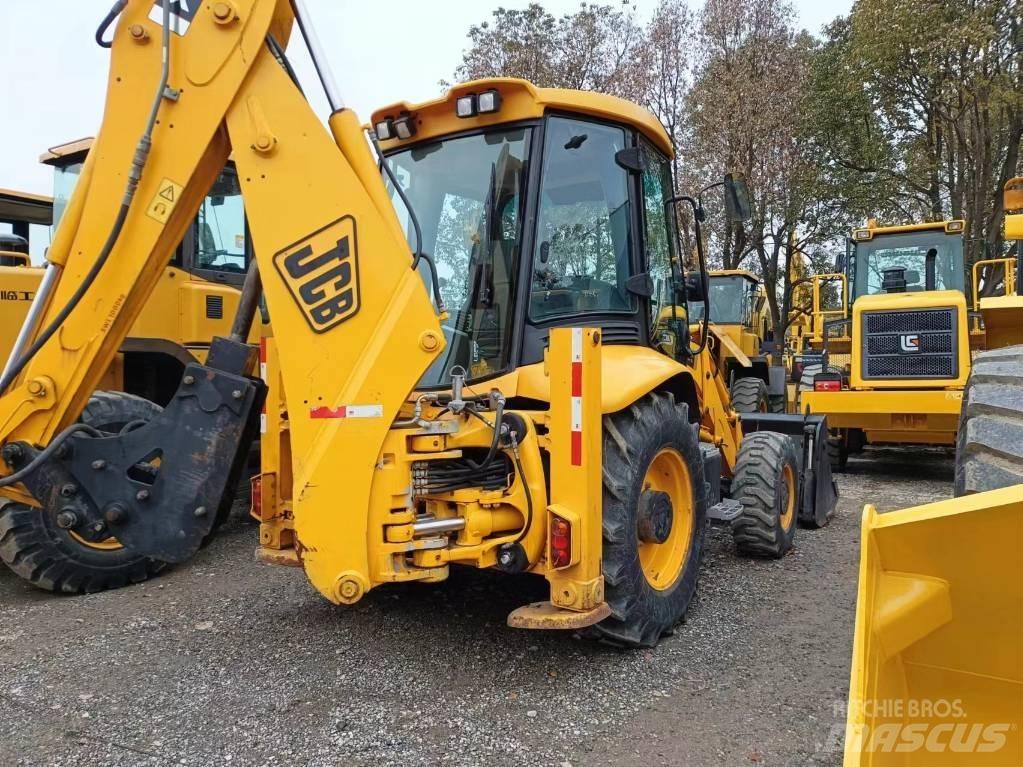 JCB 3 CX Товарач със заден ексватор