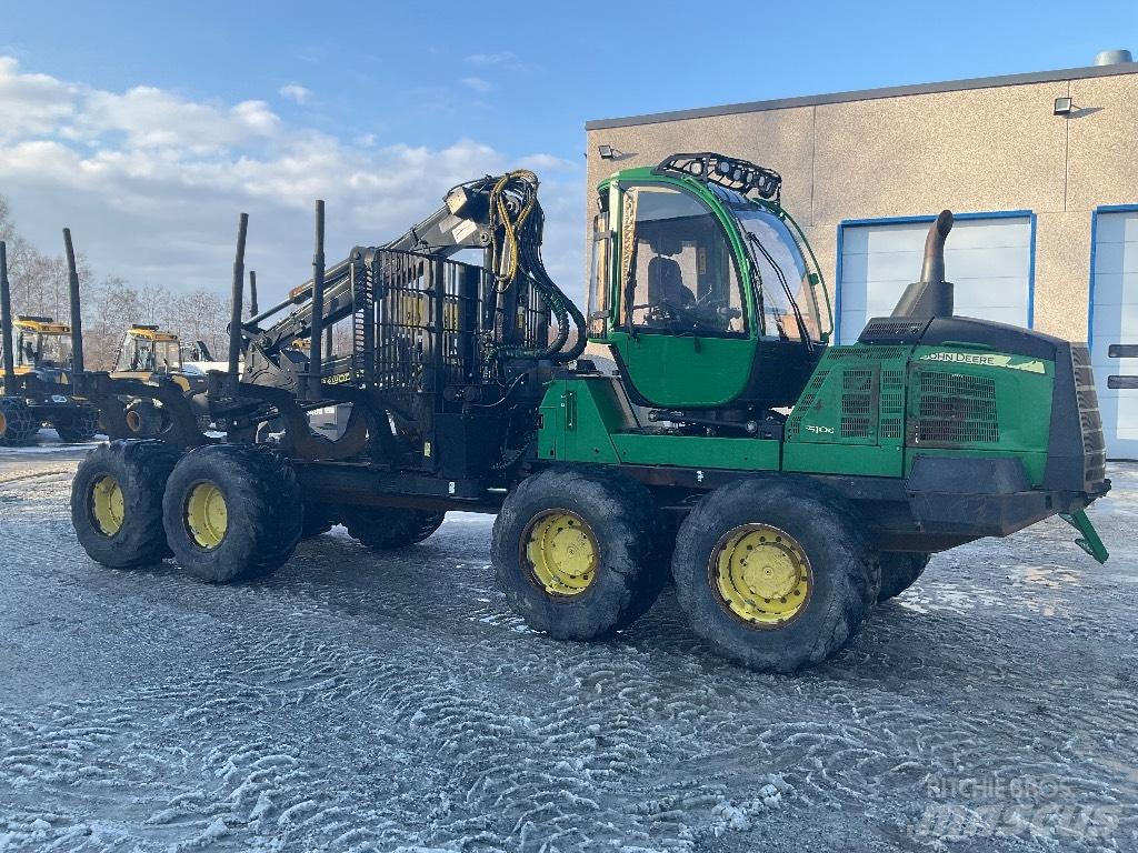 John Deere 1510G Форуардери