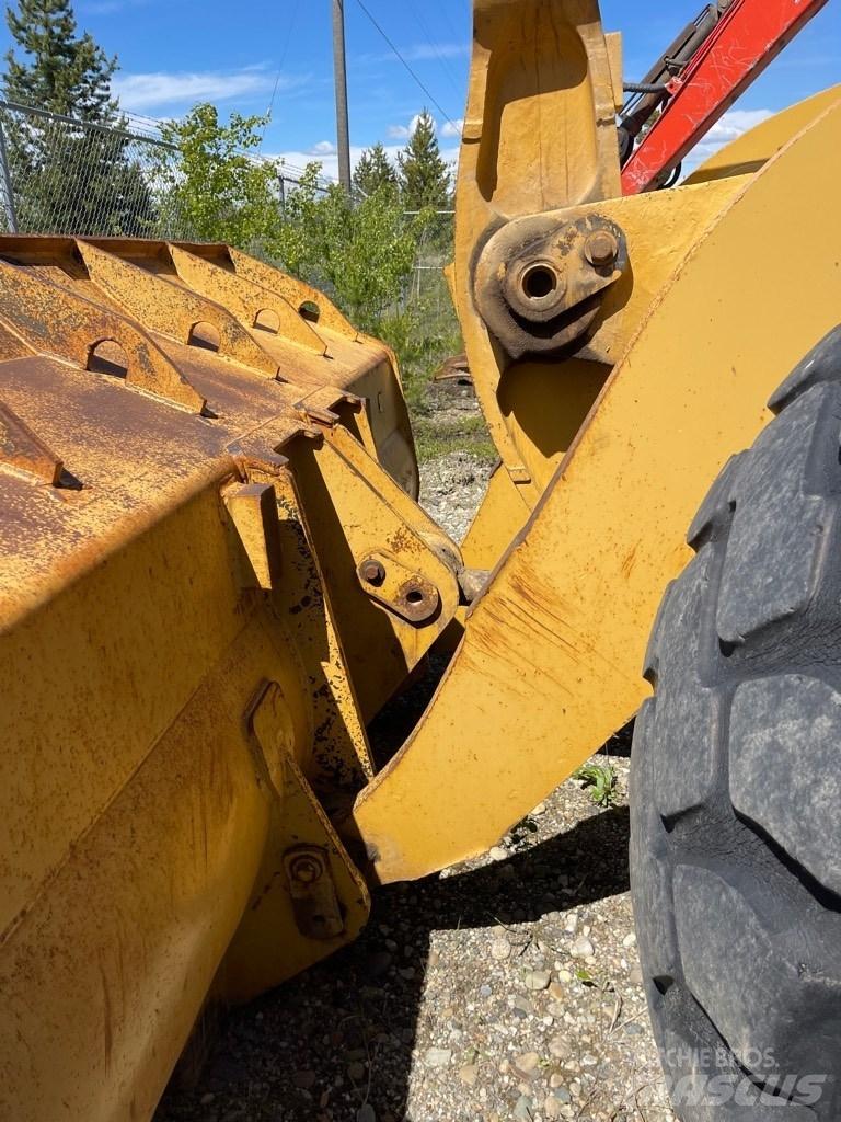 CAT 966 E Колесни товарачи