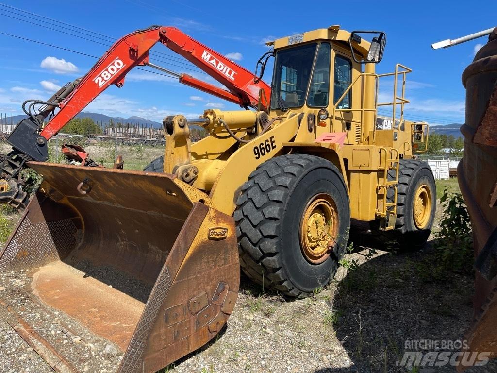 CAT 966 E Колесни товарачи