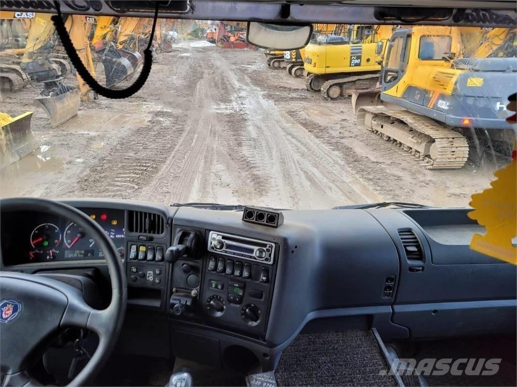 Scania R420 8x4 Камиони със скипов подемник