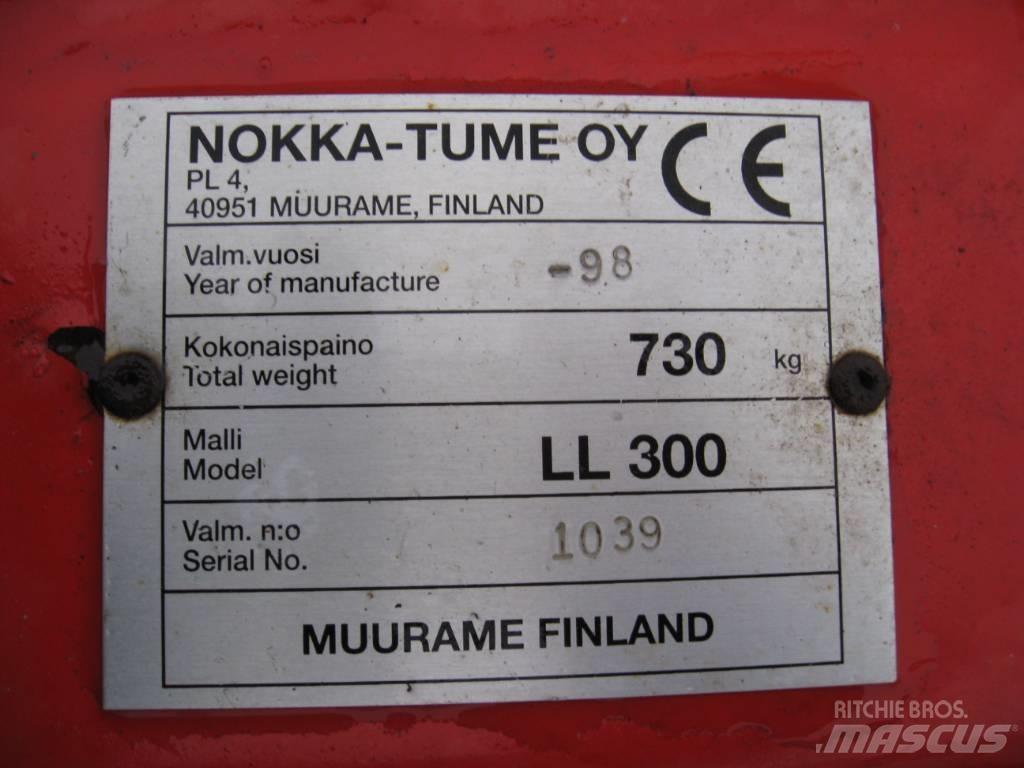 Esko LL300 Снегохвъргачки
