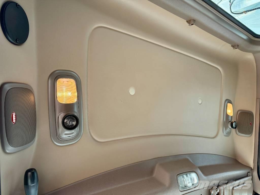 Peterbilt 389 Влекачи