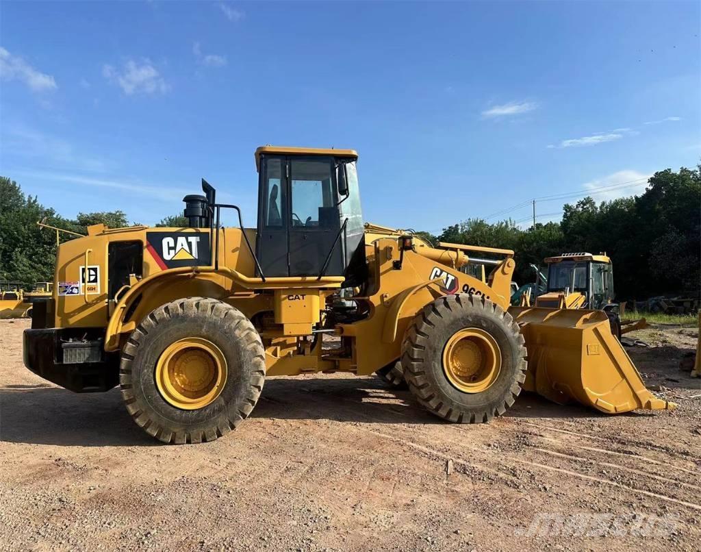 CAT 966H Колесни товарачи