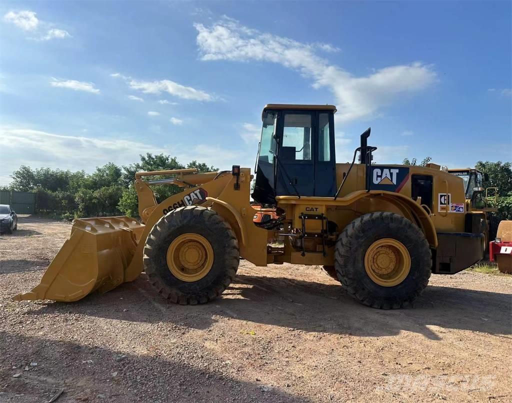 CAT 966H Колесни товарачи