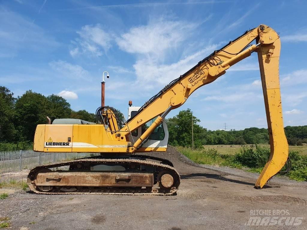 Liebherr R 924 B EW Оператори на отпадъци/индустрия
