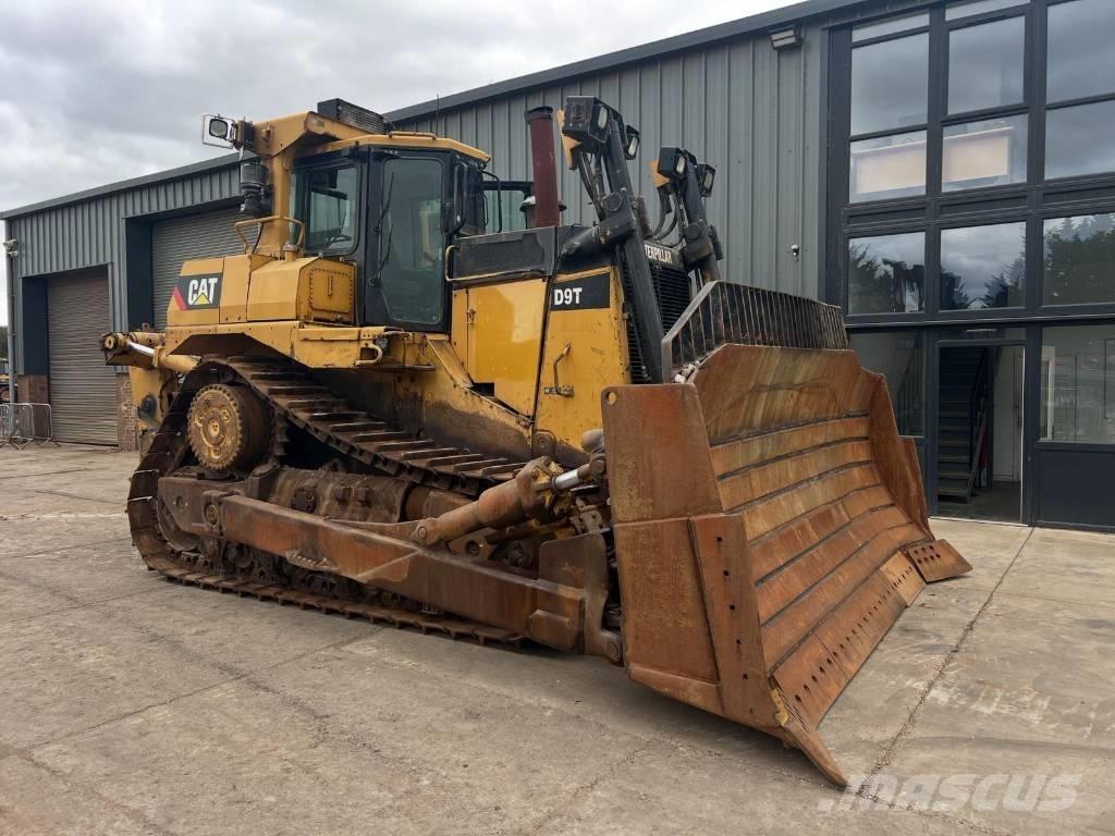 CAT D 9 T Верижни булдозери
