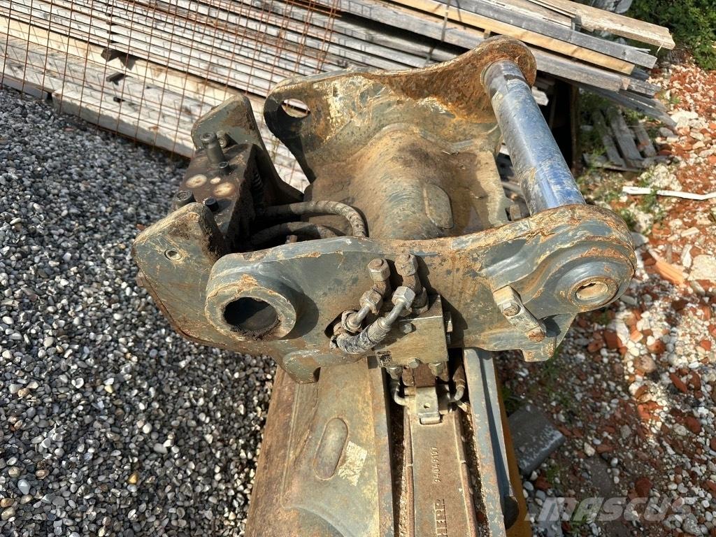 Liebherr R 922 Верижен екскаватор