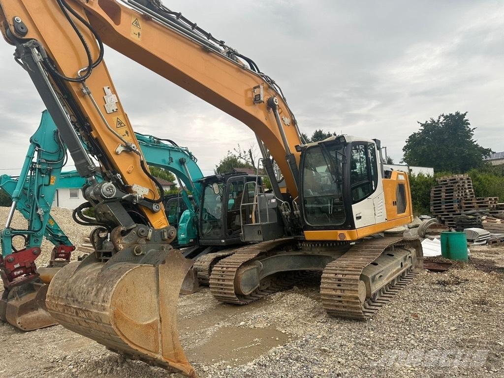 Liebherr R 922 Верижен екскаватор