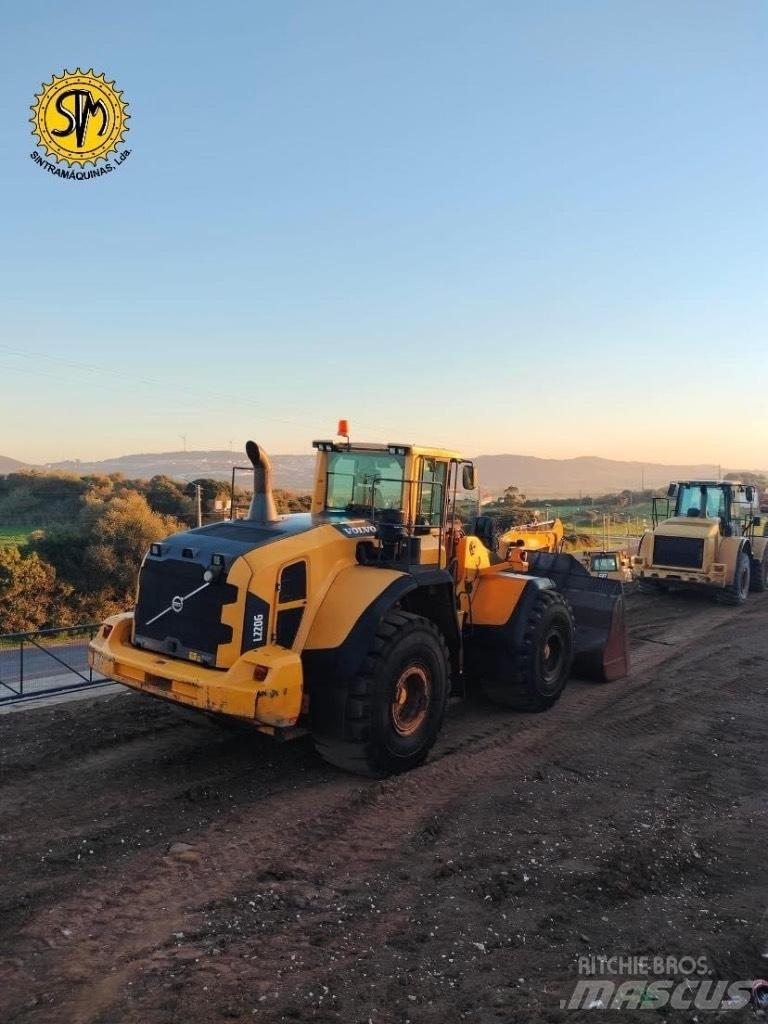 Volvo L 220 G Колесни товарачи
