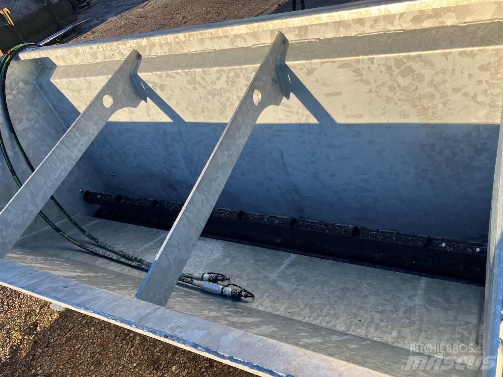 Fransgård FSK 1000 Разстилачки на пясък и сол