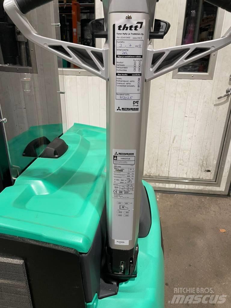 Mitsubishi SBP12N3 Колички високоповдигачи с теглич
