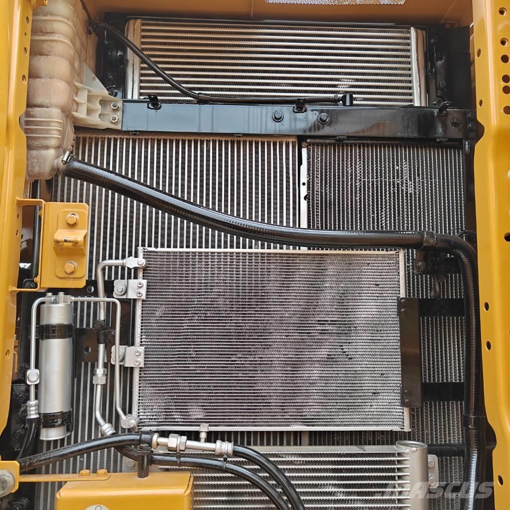 CAT 320 Crawler excavators