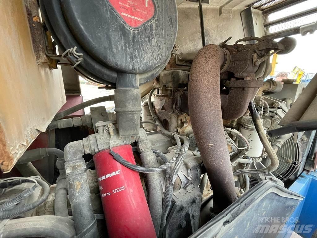 Dynapac CA252D Еднобарабанни ролки
