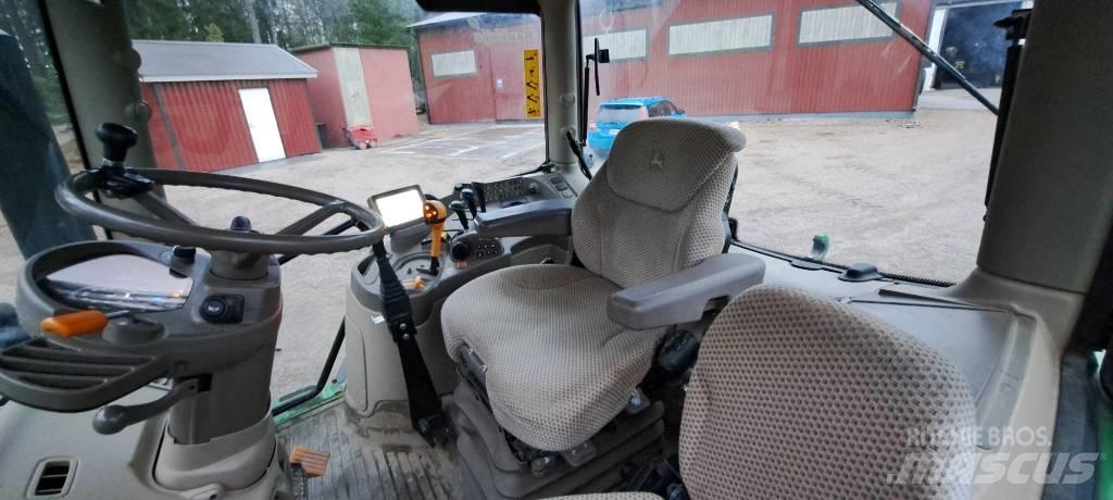 John Deere 6130 R Трактори