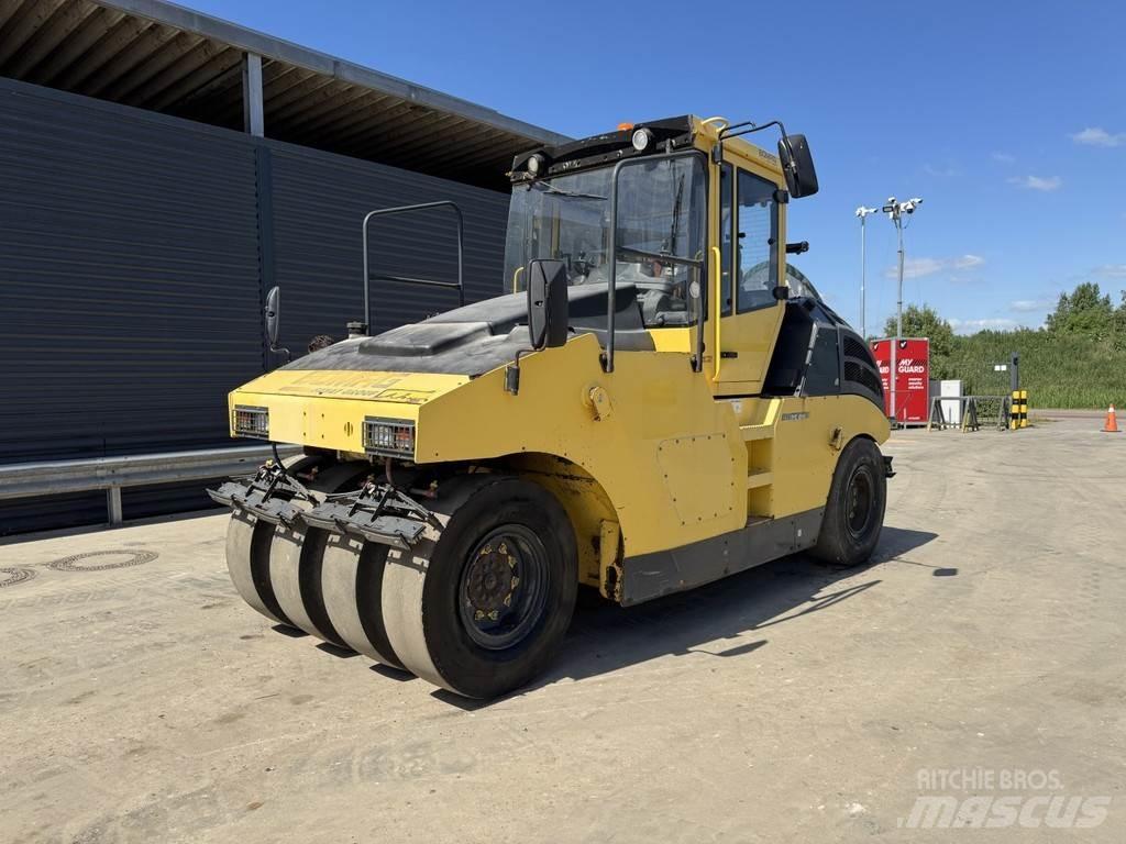 Bomag BW 25 RH Пневматични гумени  ролки
