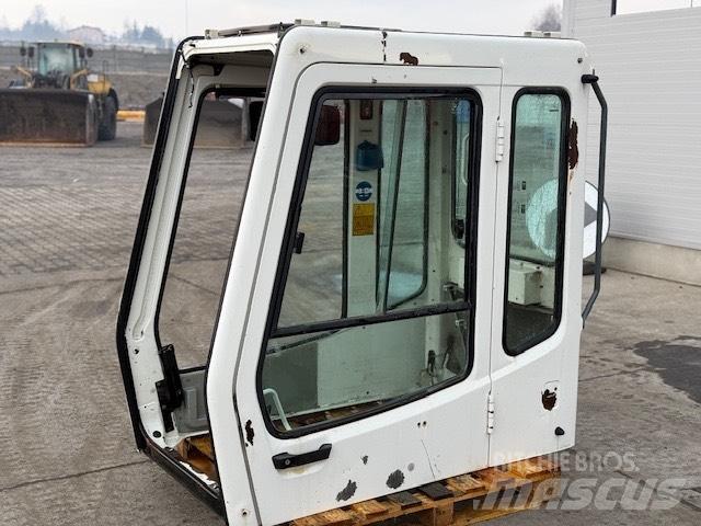 Liebherr R 944 B CAB Кабина