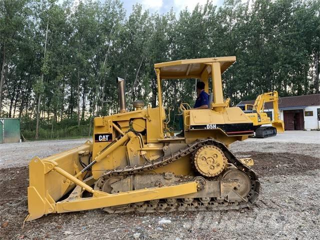 CAT D5H Верижни булдозери
