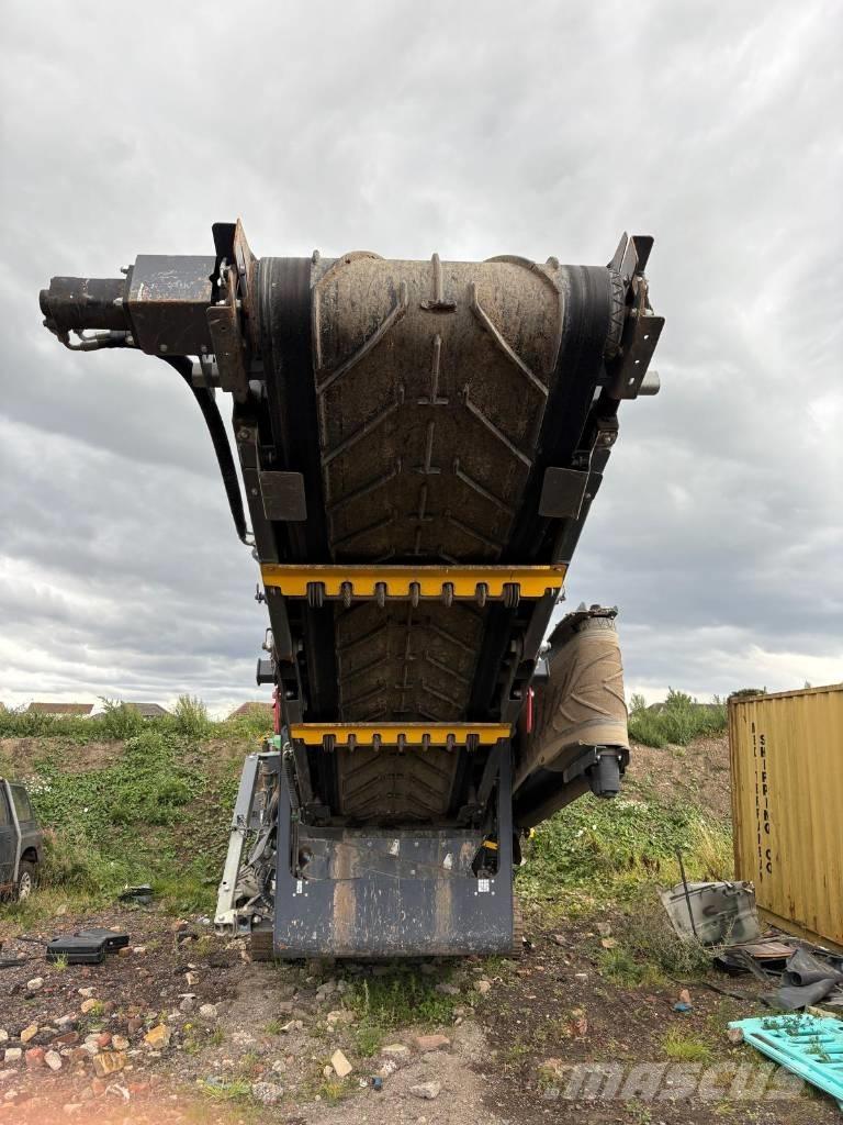 McCloskey R 70 Мобилни скрийнери
