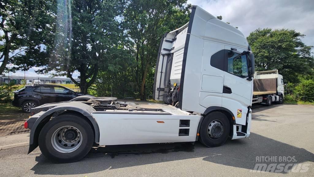 Iveco Saway 530 Влекачи