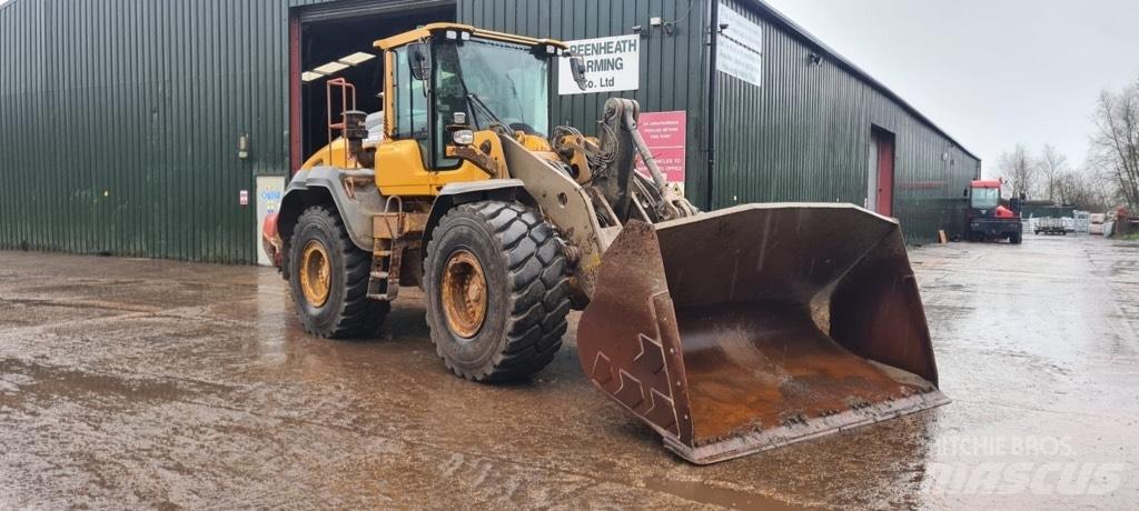 Volvo L 120 H Колесни товарачи