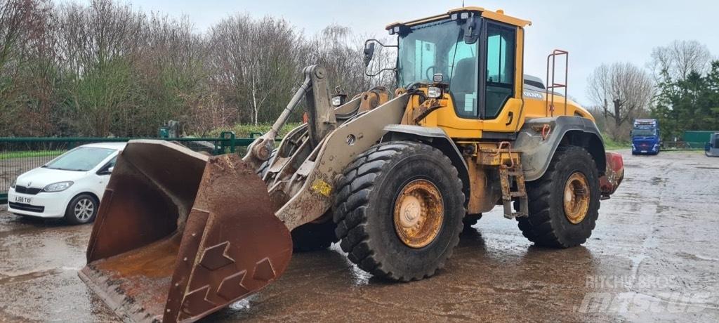 Volvo L 120 H Колесни товарачи