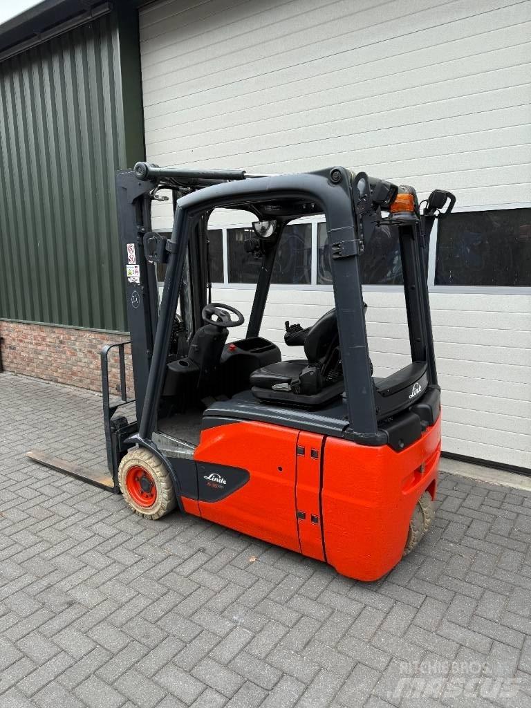 Linde E16-02 Електрически вилични кари-повдигачи