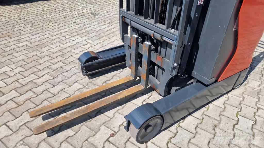 Linde R 14 Електрически вилични кари-повдигачи