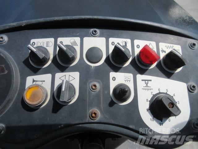 Bomag BW 120 AD-4 Двойни барабанни ролки
