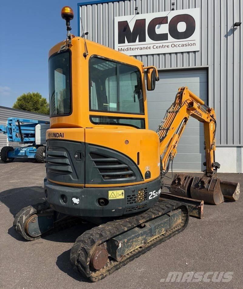 Hyundai R25Z-9 AK Мини екскаватори < 7 т