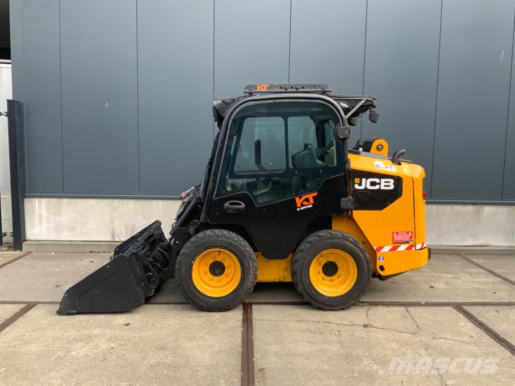 JCB 155 Мини товарачи
