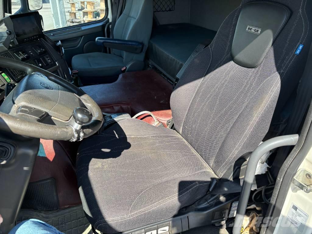 Volvo FM 460 Plogbil Камиони с кран с кука