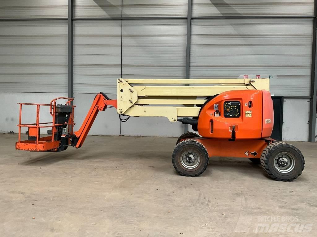 JLG 450 AJ Съчленени стрелови подемници