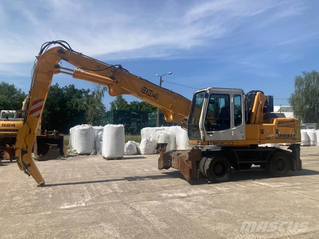 Liebherr A 904 Оператори на отпадъци/индустрия
