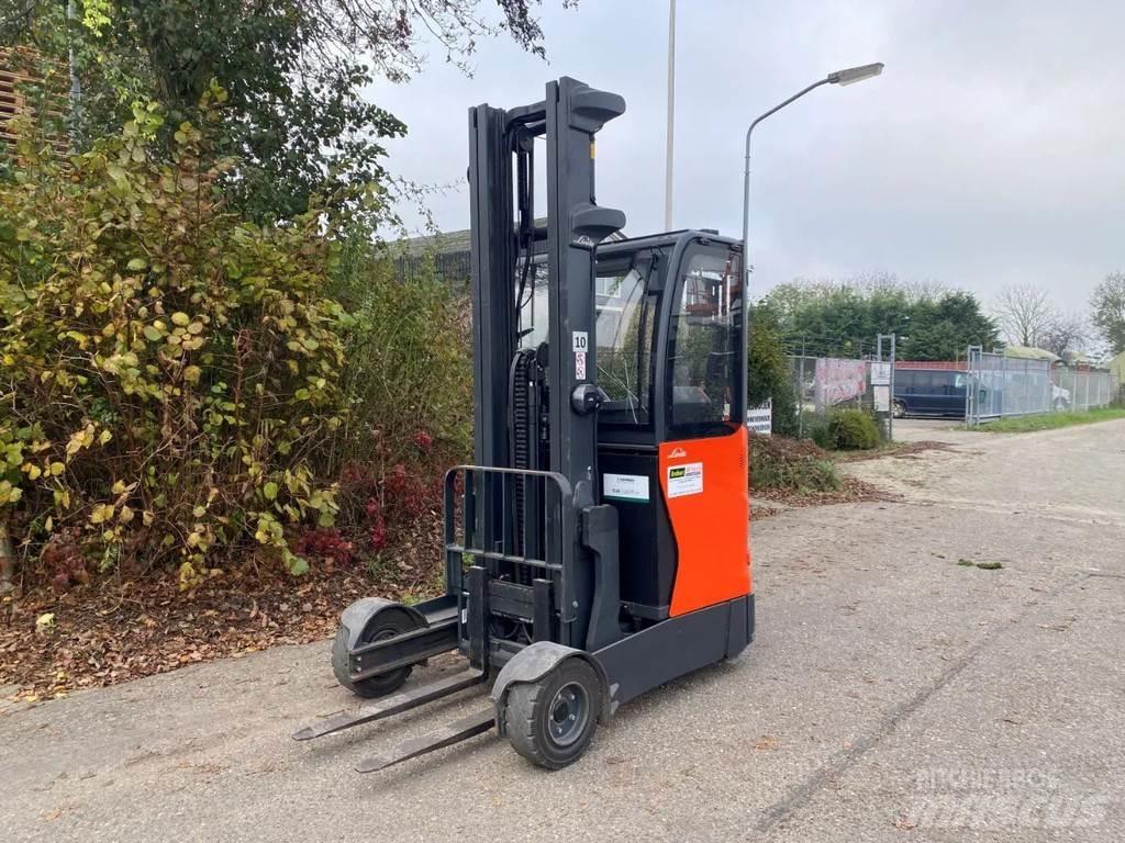 Linde R14G-01 Ретрак/ Високоповдигач с изместване на вилката напред