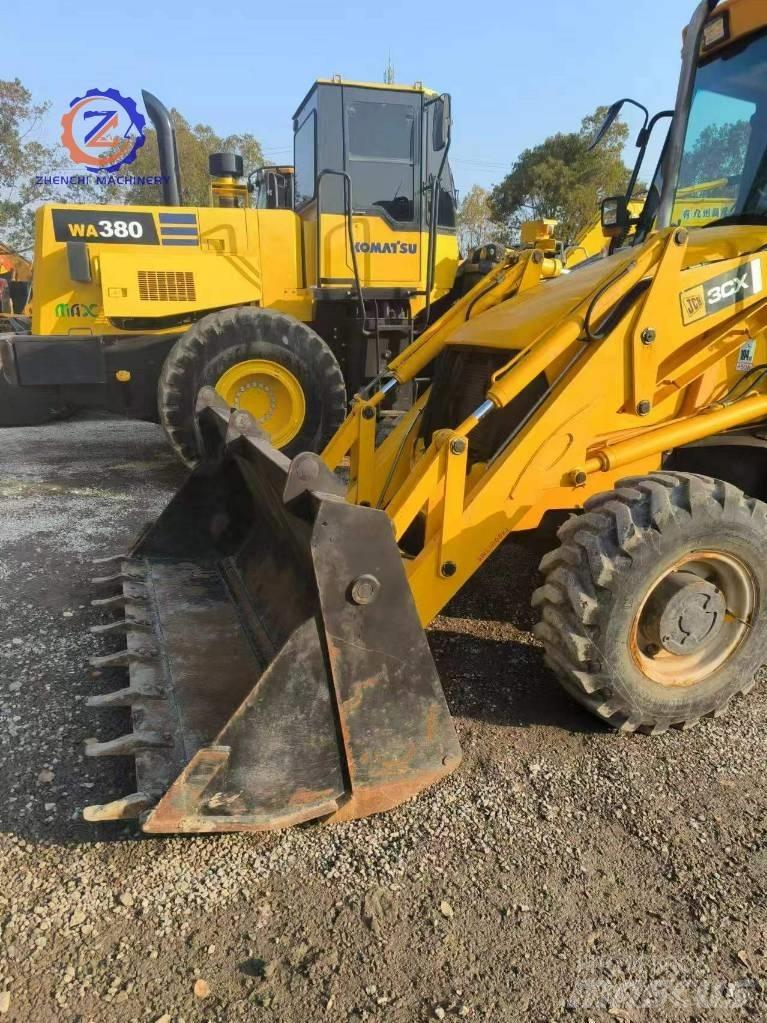 JCB 3 CX Товарач със заден ексватор