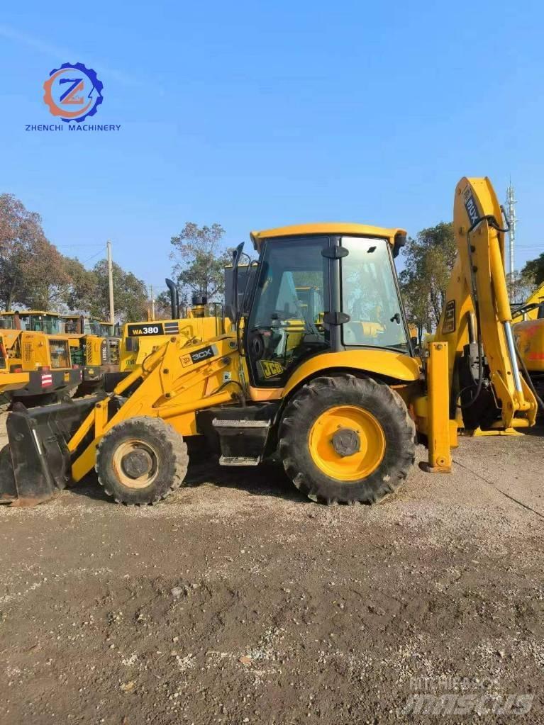 JCB 3 CX Товарач със заден ексватор