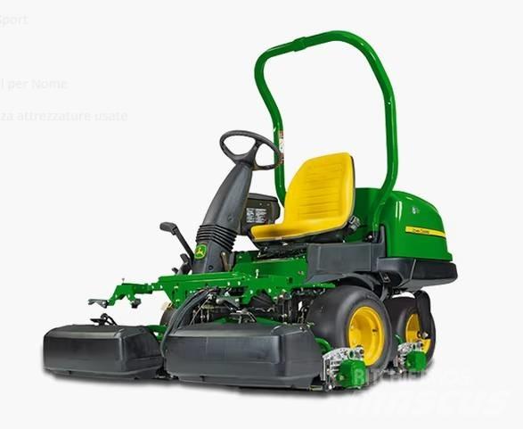 John Deere 2500 A Косачки за Greens