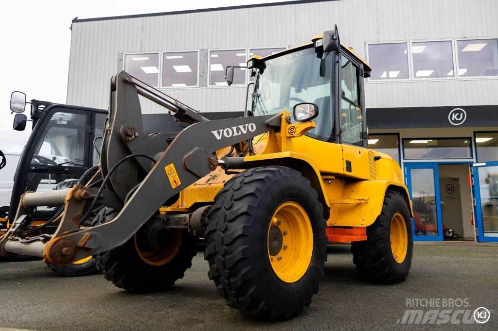 Volvo L 35 Колесни товарачи