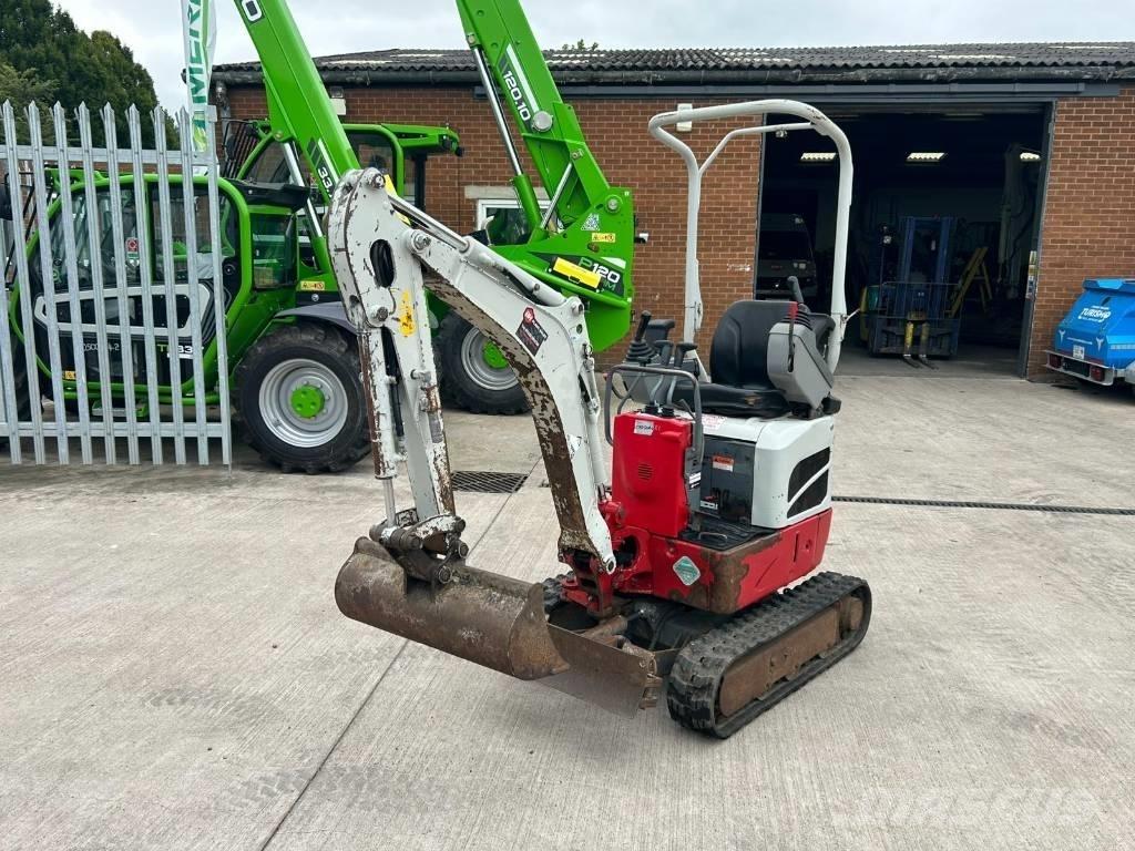 Takeuchi TB 210 R Мини екскаватори < 7 т