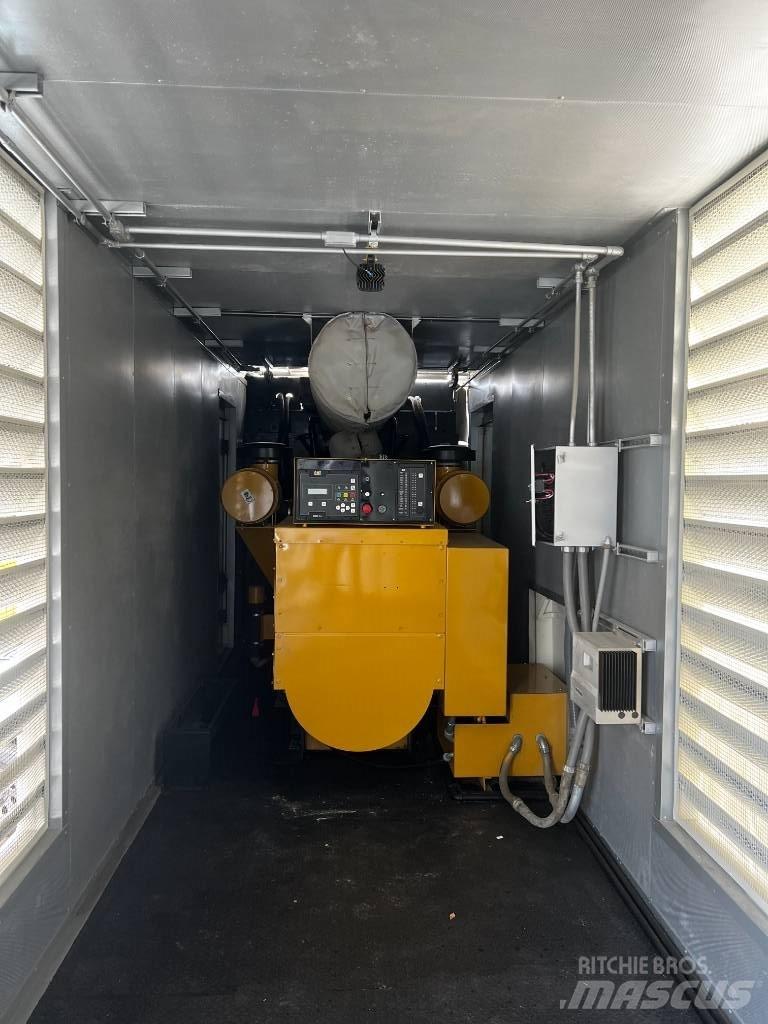 CAT XQ 750 Други генератори
