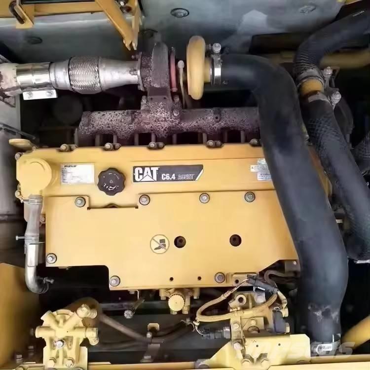 CAT 325 D Верижен екскаватор