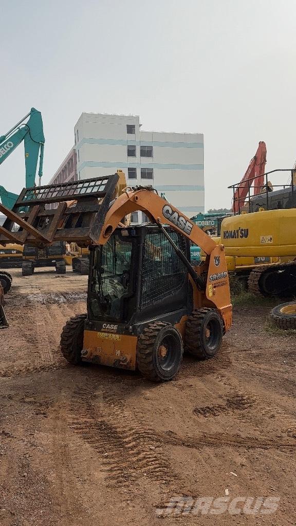 CASE SR200 Мини товарачи
