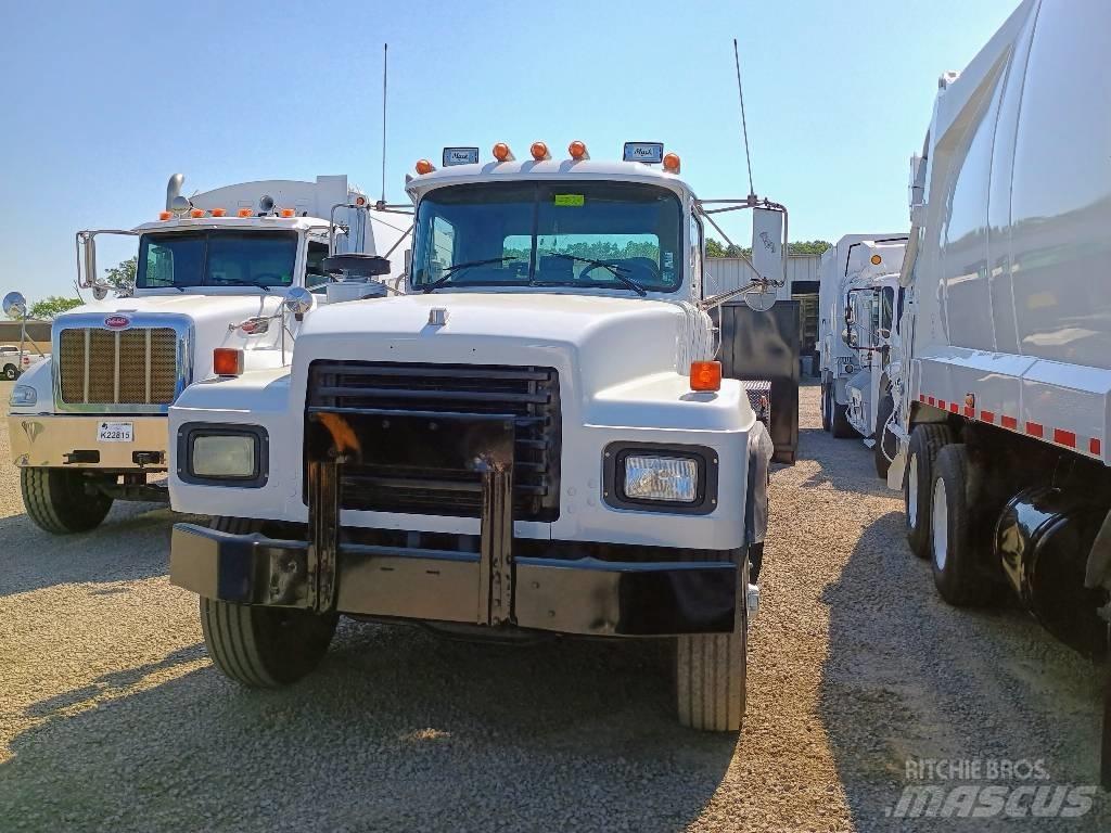 Mack RD 688 S Камиони за отпадъци