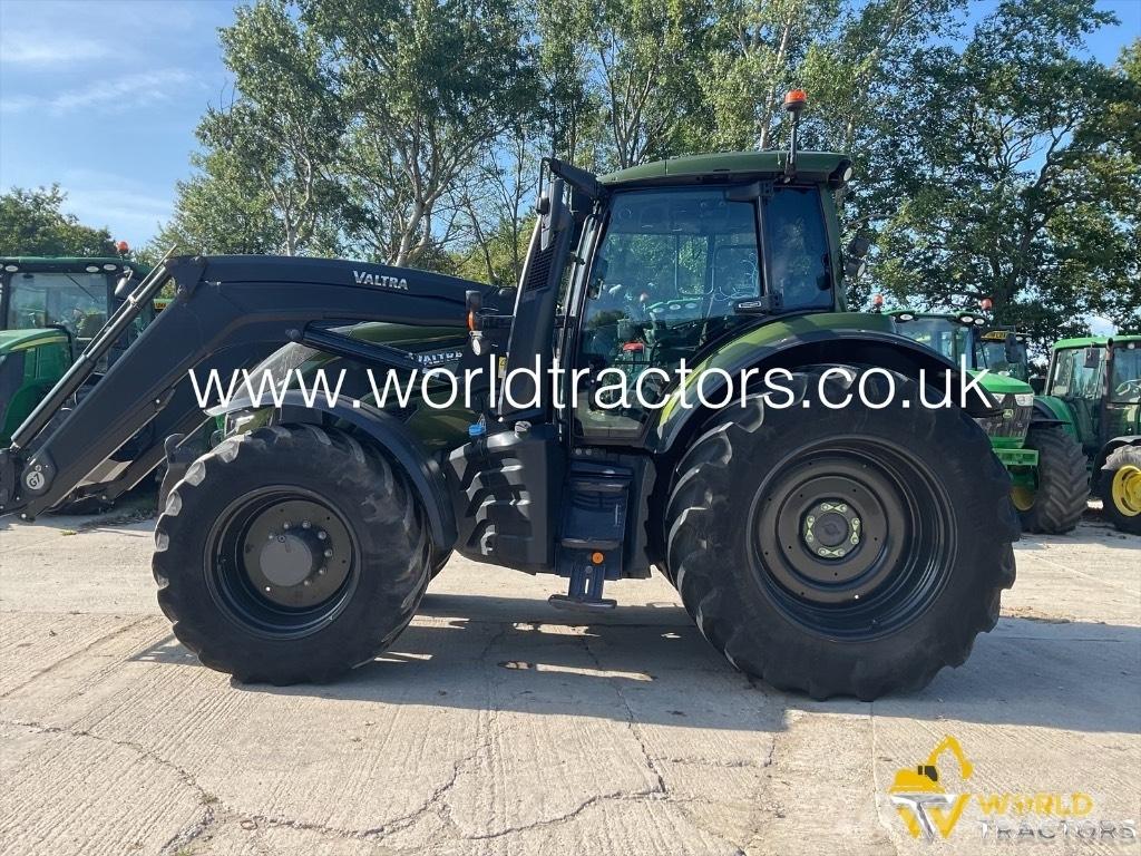 Valtra T 255 Трактори