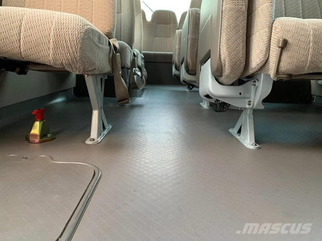 Toyota Coaster Bus Мини бусове