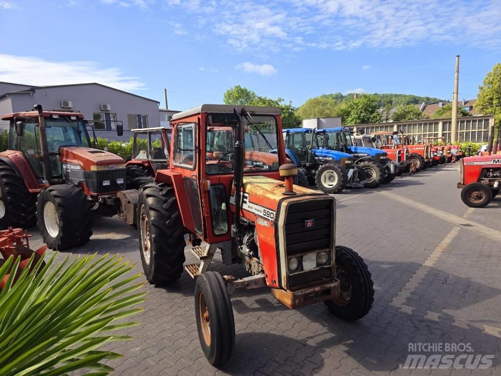 Massey Ferguson 590 Трактори