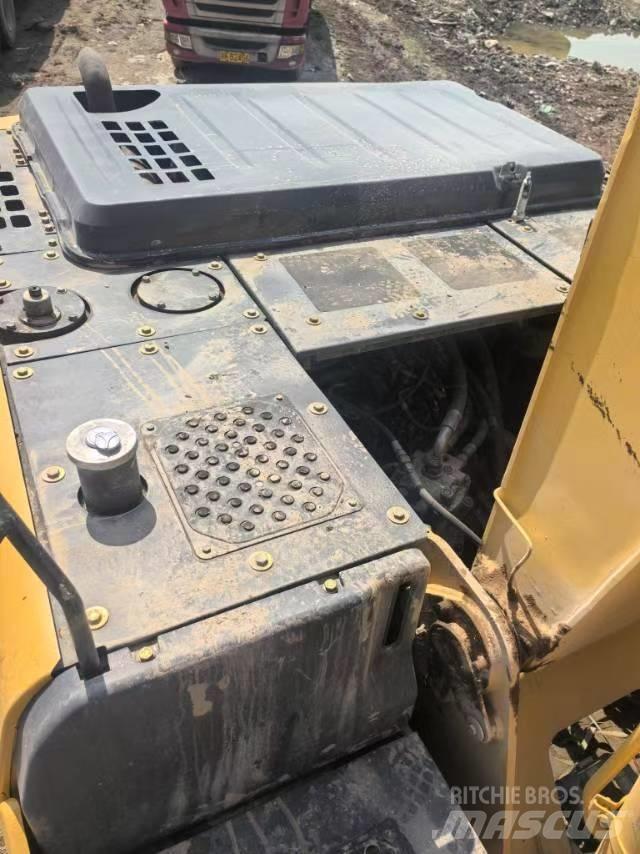 Sumitomo SH200-5 Верижен екскаватор
